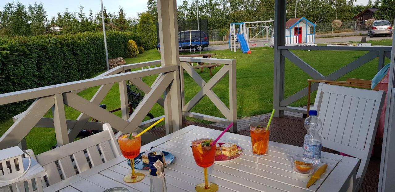 Domki Nadmorska Oaza Nad Morzem I Jeziorem Jezierzany Exterior foto